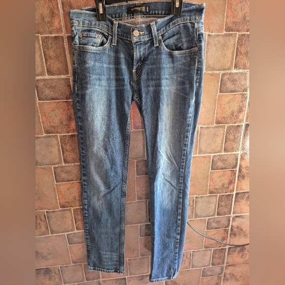 Jeans - Picture 1 of 5